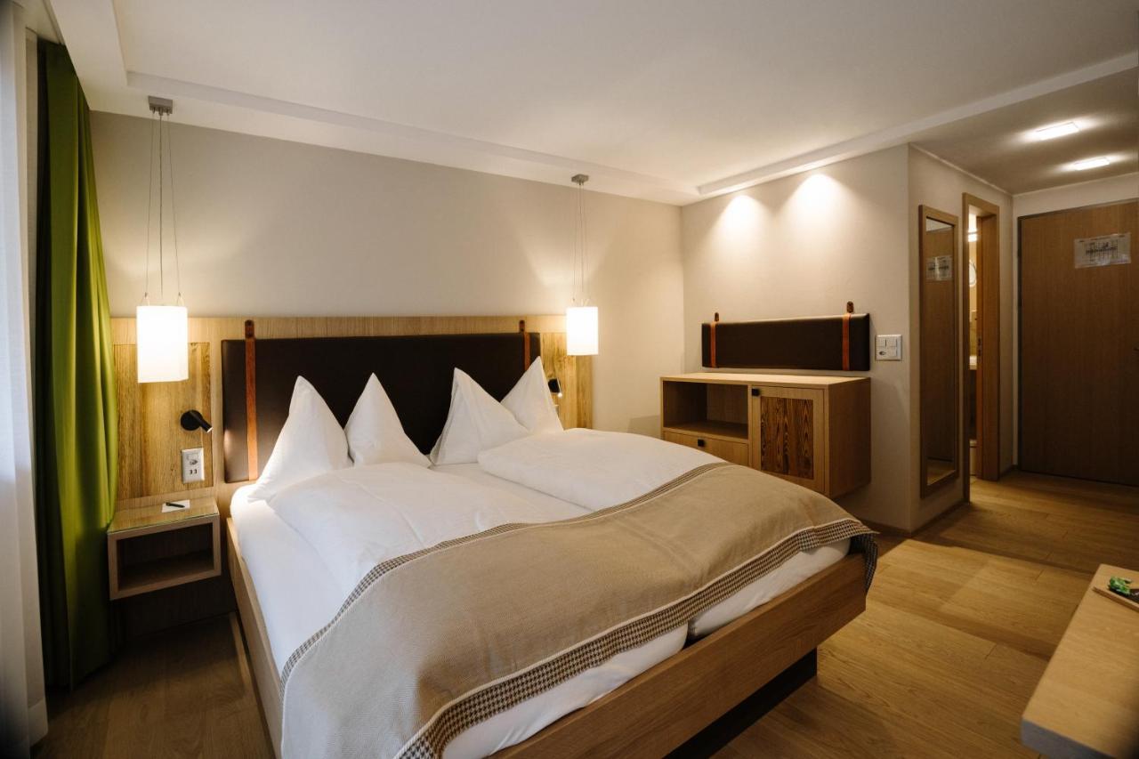 Adler Adelboden Hotel ภายนอก รูปภาพ